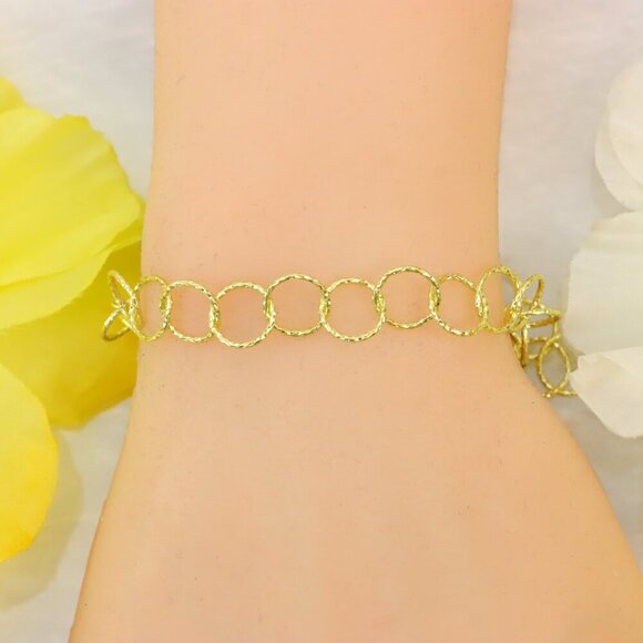Minimalist Bracelet, Sleek & Modern Design, Women’s Fashion, YC110413-B - Picture 1 of 10
